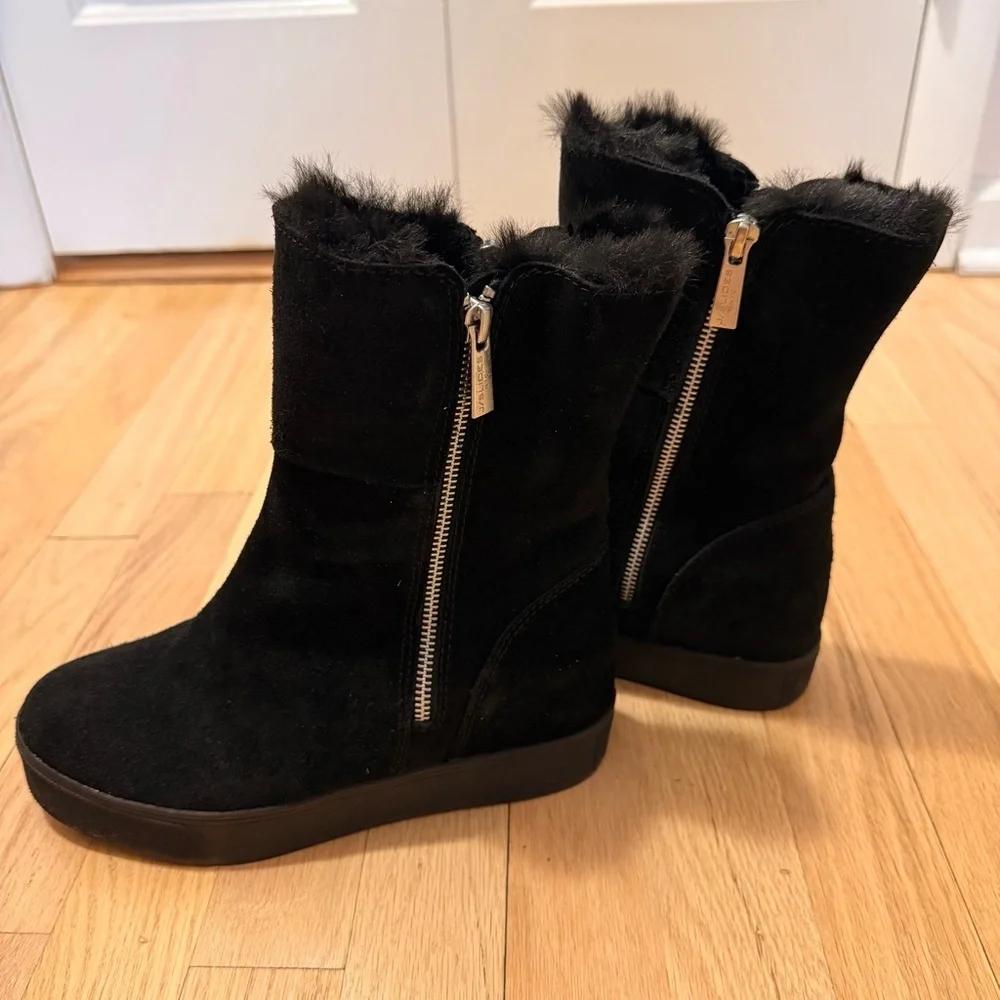 J Slides NYC Waterproof Women's Black Winter Suede Boots Size 7.5